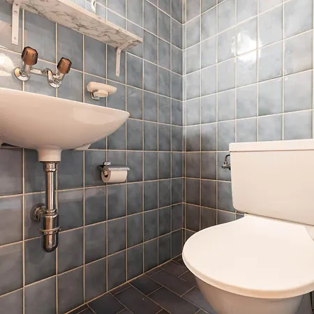 Greppons O 040 - Mountain 8 Pers Appartement